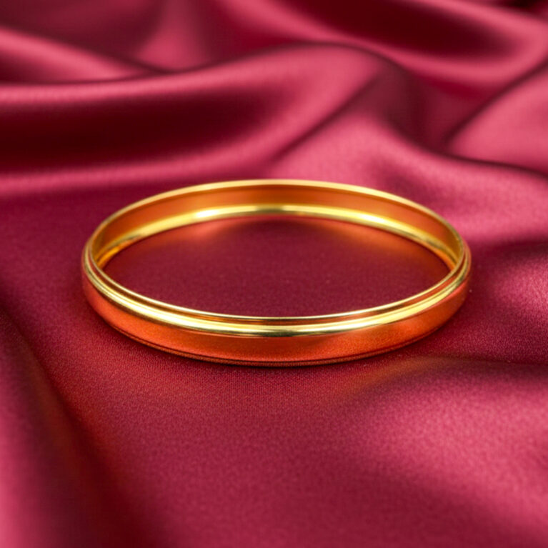 Classic Sleek Gold Kada